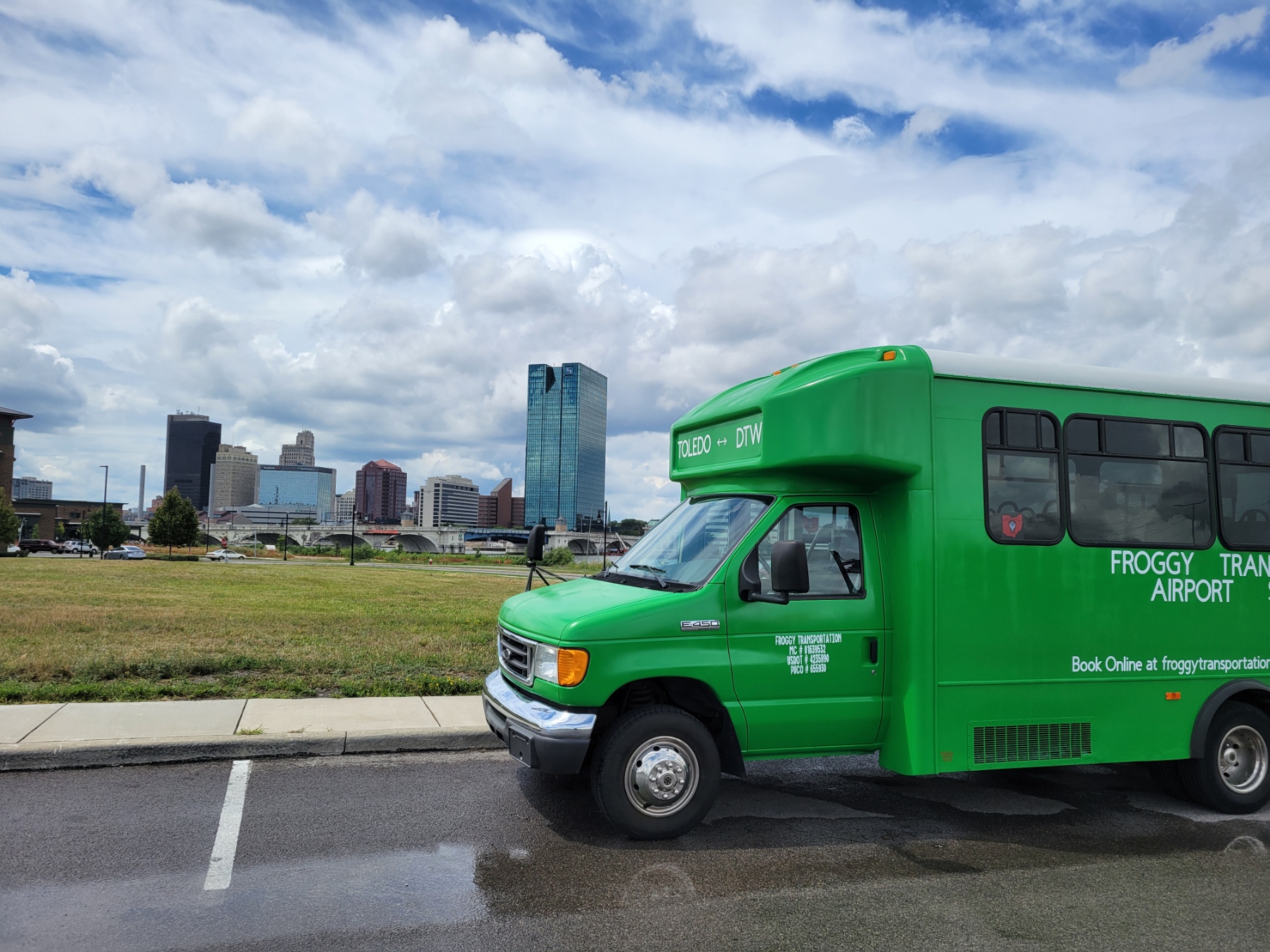 Froggy Transportation Launches Toledo’s Only FixedRoute Shuttle to and from Detroit Metropolitan Airport