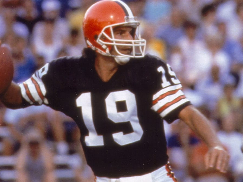 Bernie Kosar quarterback Cleveland Browns
