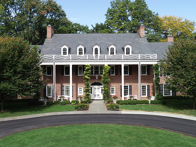 the manor house at Wildwood Preserve Metropark on a nice summer day.